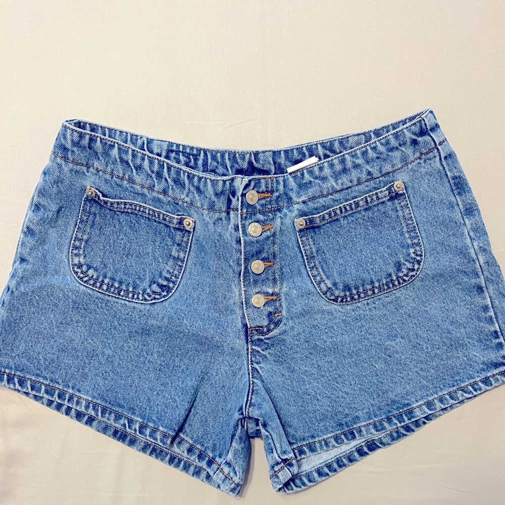 RARE VINTAGE JORDACHE (daisy dukes)